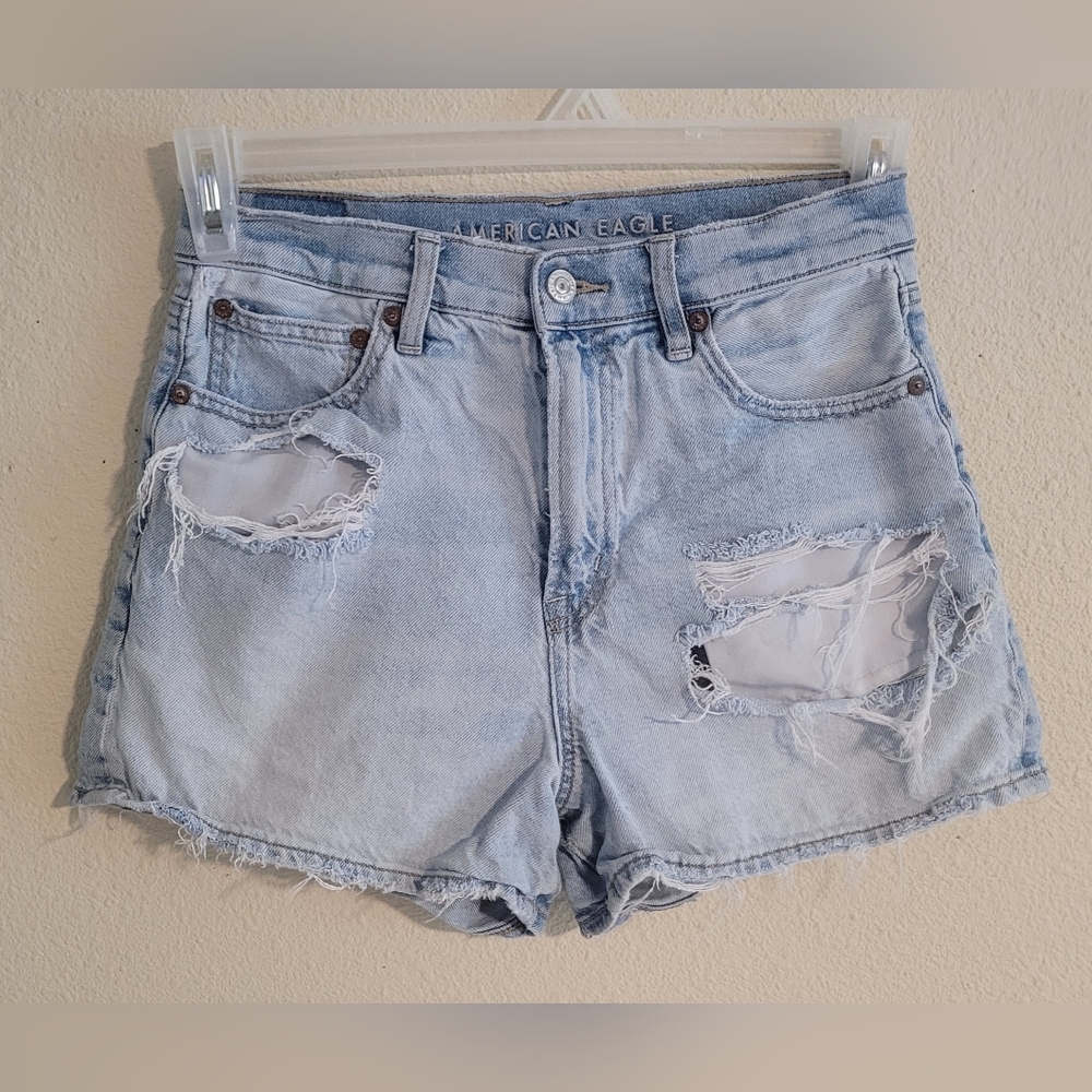 American Eagle Outfitters Sz 4 Distressed Shorts
